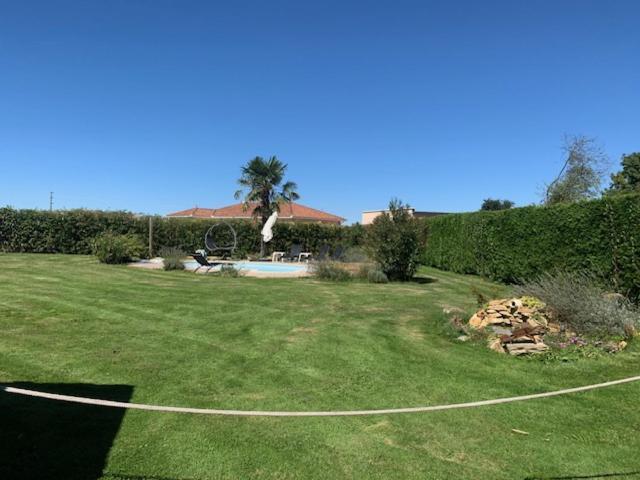Les Glycines Acomodação com café da manhã Saint Gaudens Exterior foto